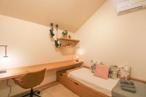 Luxurious Flat in City Center by LovelyStay