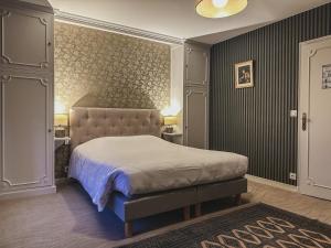 Maisons d'hotes Le Chateau de la Roque Hotels : photos des chambres