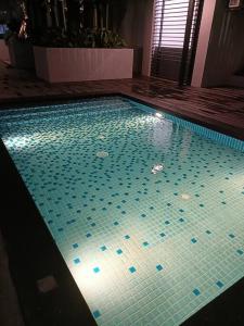 Sky Trees 2 Guests with Nflix Private Car Park High Floor B22B