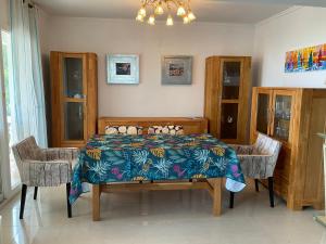 3 bedroom Villa with beautiful sea view