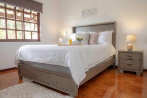 Country house, Cozy Fireplace and an amazing view