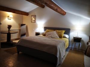 Villas La Colline, villa avec piscine : photos des chambres