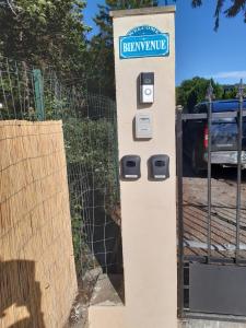 Studio au bord de létang