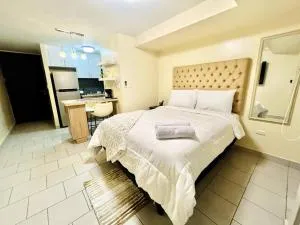 Stylish & Cozy Studio Apartment - La Pancha