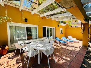 Hoyo 27 con Piscina Grupo AC Gestión