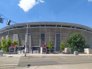 Lady Mabels apartment near to Aréna, Puskás Stadion and City Park, with Guarded Parking place