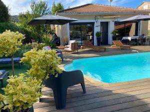 Maisons de vacances Villa 2 chambres piscine : Maison 2 Chambres