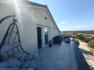 Green View Apartment