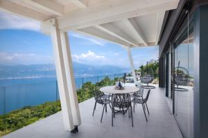 Only Adult Villa Montelago With Pool