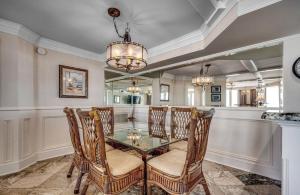 Maisons Sur-Mer Unit 1604