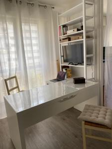 Studio Angela proche Tour Eiffel