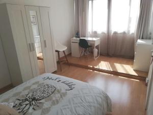 Appartements T4 lumineux proche hypercentre : photos des chambres