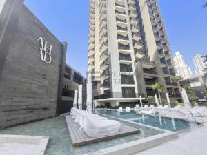 Studio Chic In Business Bay With Pool and Gym