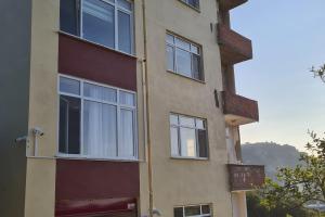 Deniz ve Doğa Manzaralı Daire Arsin-Trabzon