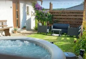 Chaloupka která má šmrnc - Krchleby