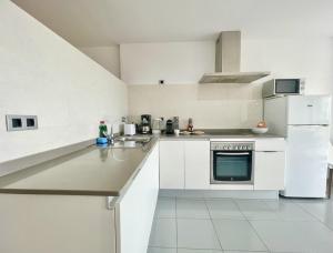 Beachfront Stunning Views