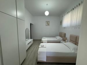 Dadaj Apartments