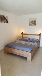 B&B / Chambres d'hotes Mas de la berlusiere : Chambre Double avec Salle de Bains Privative