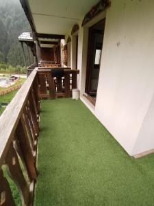 Studio plein sud pied des pistes avec casier à skis