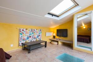 Hostel world -la girelle-Condo Rooftop Veranda Terrace