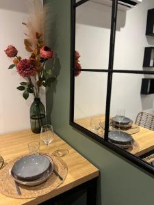 Gîte l Ainstant à 2 pas de la rivière, proche CNPE et A42