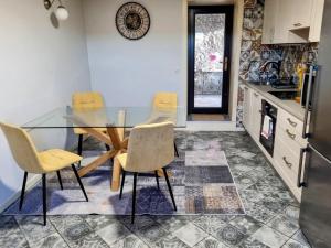 Salt Field Residence