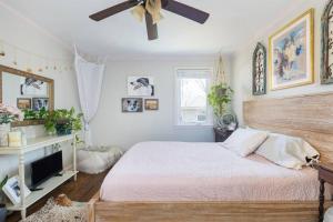 Hot Tub, EV, Minutes to Opry, Airport & Broadway