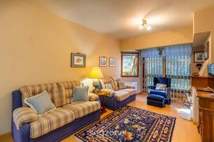 Apto com lareira 650m do Mini Mundo Gramado JPA102