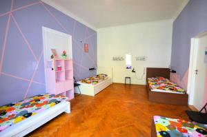 Standard Quadruple Room with Shared Bathroom room in Travel&Joy backpackers