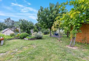 Maisons de vacances Le Troglogite Mignon - Maison et Jardin : photos des chambres