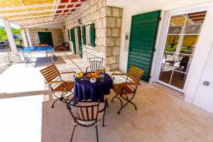 Charming stone house with private pool & jacuzzi - Holiday Home Vera 