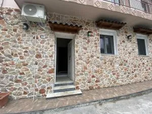 Stone house 48 m - Áno Liósia