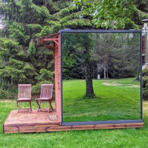 Roheluse metsamaja with hot tub and sauna