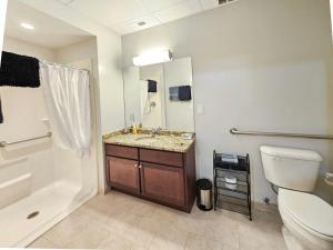 Cute + Cozy Studio at The Inman - 207
