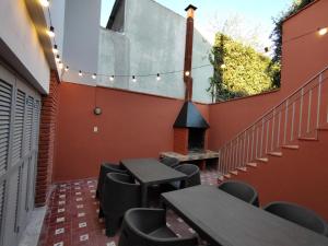 RESIDENCIA HASTA 8 PERSONAS con DESAYUNO o MERIENDA INCLUIDO