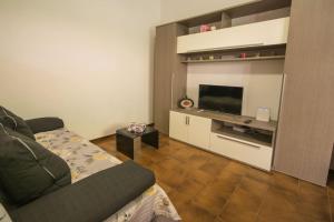 5 MINUTES FROM THE SEAFRONT -Apartment & garden