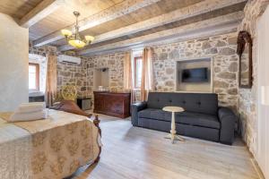 Queen Studio room in Historic Plaza Varos Split