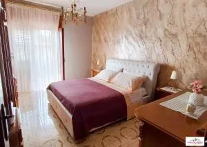 Casa Montegrappa - tra Etna e Mare Parcheggio gratuito - Міло