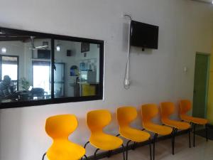 Dutch Bay Beach Cottages