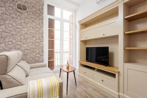 Azucena 4 by Pineapple Homes