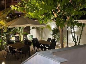 La Casita Beach Garden By Sunset