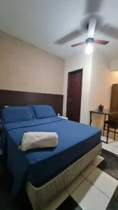 Cruz Hotel - 迪维诺波利斯