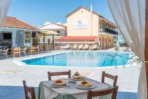 Sandy Beach Complex by Konnect - Poolside Studios & Seaside Apartments - Kávos