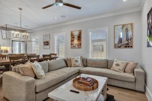 Soprano - Private Rooftop - 8 mins to Broadway