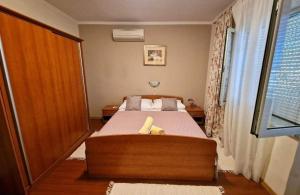 Apartments by the sea Barbat, Rab - 21809