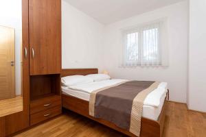 Apartment in Baška 12393 