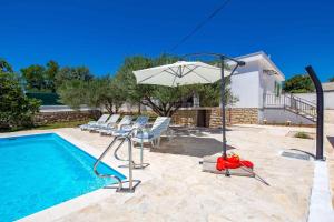 Holiday home in Slivnica - Paklenica Riviera 44875 