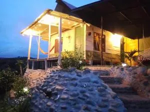 La Parada del Pelicano, El Ranchito Surf - Ponuga