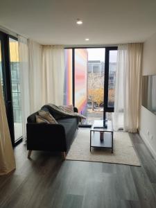 1 bed luxury Braddon unit
