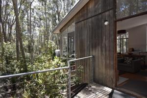 11 Burrawong